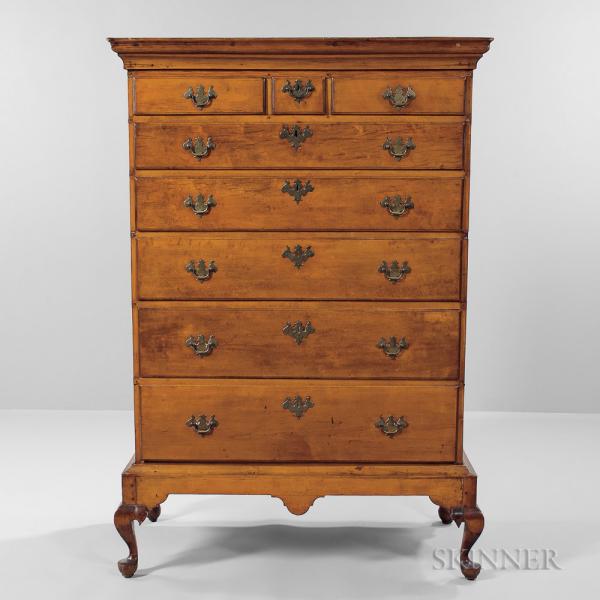 Maple Chest on Frame