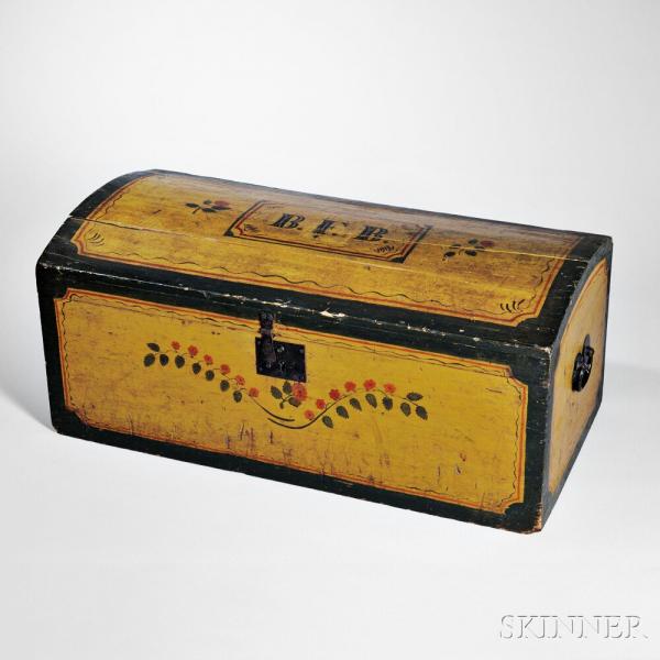 Paint-decorated Dome-top Trunk